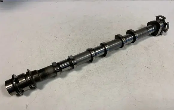 Audi Q7 4M Camshaft 06E109101BN