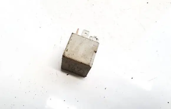Volkswagen PASSAT B5.5 Other relay 191906383c