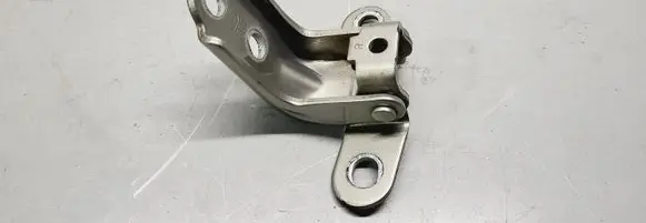 KIA Sportage Front door upper hinge A046057 793202H000