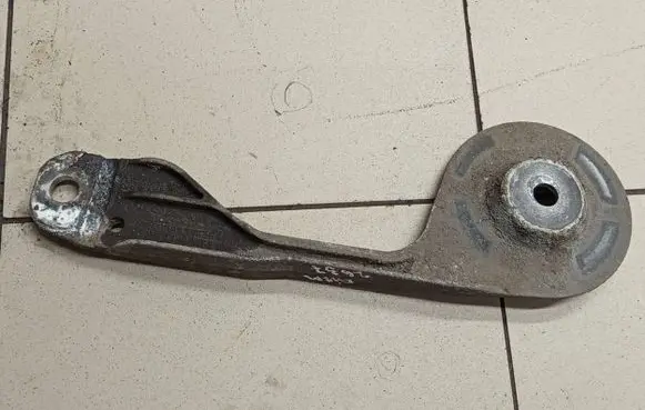 Other rear suspension part