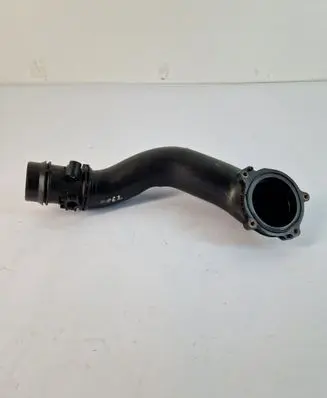 Mercedes-Benz E W212 Intercooler air channel guide A6510903137