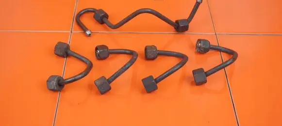 Renault Trafic II (X83) Fuel injector supply line/pipe F9Q760