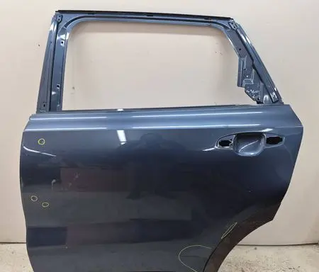 KIA Sorento IV Rear door 