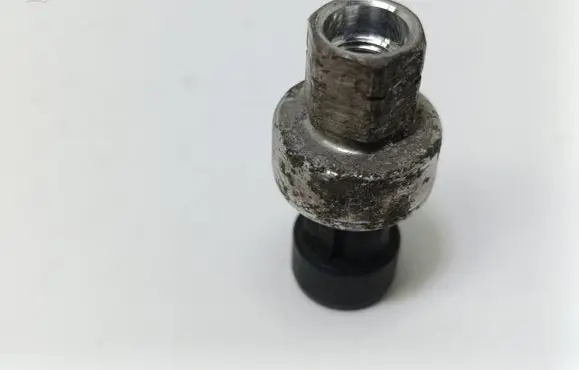 Saab 9-3 Ver2 Air conditioning (A/C) pressure sensor 09131721