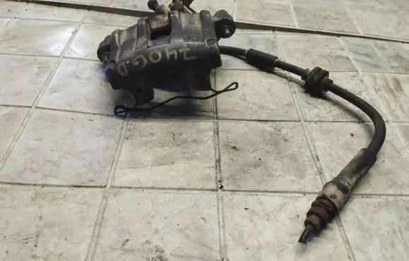 Mazda 3 I Rear brake caliper