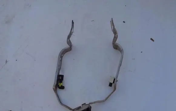 Audi A6 S6 C7 4G Fender mounting bracket