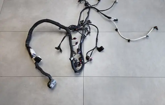 Volkswagen Touran III Engine installation wiring loom 05E971610Q