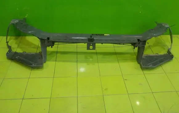 Land Rover Freelander 2 - LR2 Radiator support slam panel 