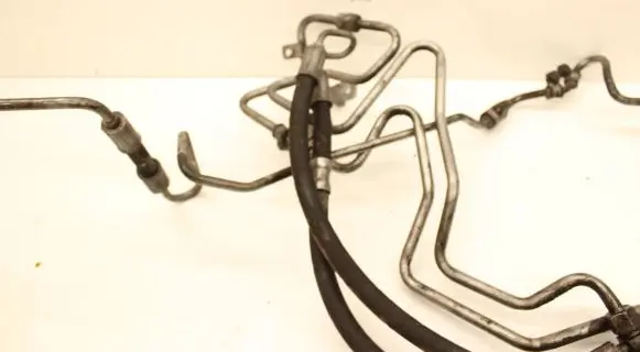 Power steering hose/pipe/line