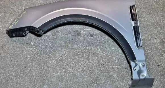 Opel Antara Fender