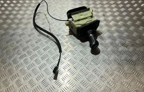 Mercedes-Benz E C207 W207 Gear selector/shifter in gearbox A2042678124
