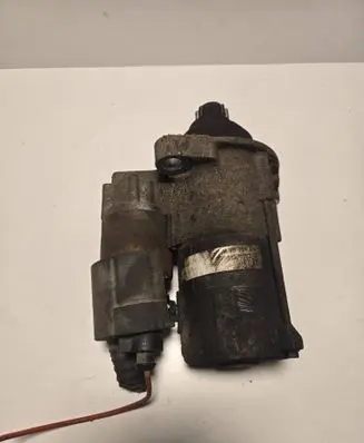 Volkswagen PASSAT B6 Starter motor 2m911024a