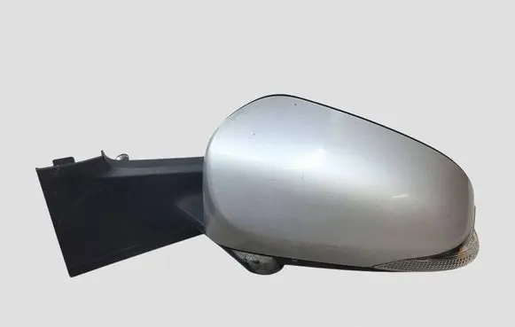 Toyota Yaris Front door electric wing mirror