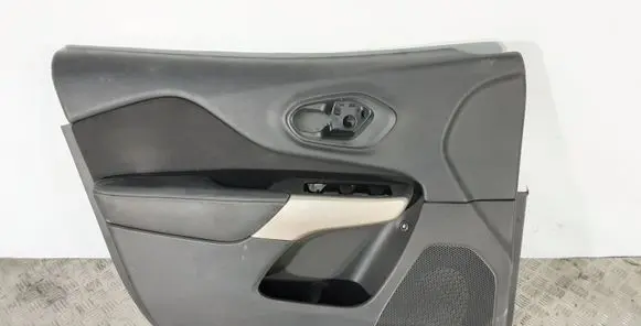 Jeep Cherokee Front door card panel trim