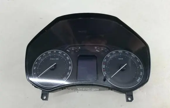 Speedometer (instrument cluster)