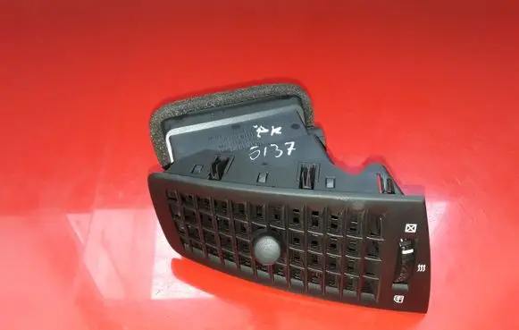 Cadillac SRX Dashboard side air vent grill/cover trim 25703818 M1516D1410