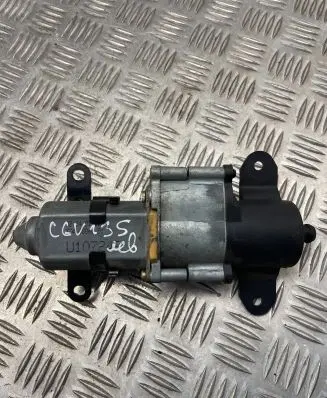 Chrysler Voyager Sliding door motor U10724e