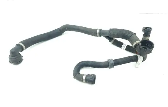 Land Rover Evoque II Engine coolant pipe/hose K8D28260AC K8D28C480AA