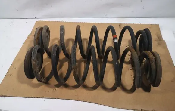 Skoda Octavia Mk2 (1Z) Rear coil spring
