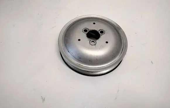 Audi A6 S6 C6 4F Water pump pulley 06E121931