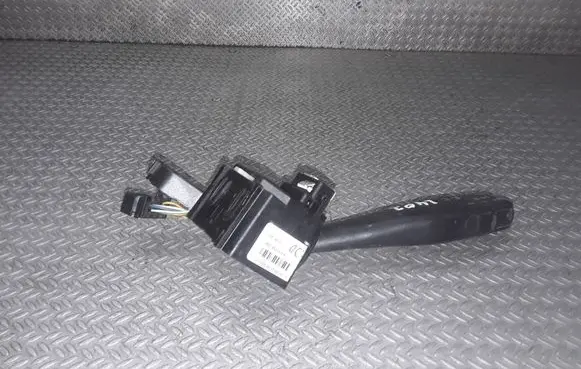 Volkswagen Touran I Indicator stalk 1K0953513A