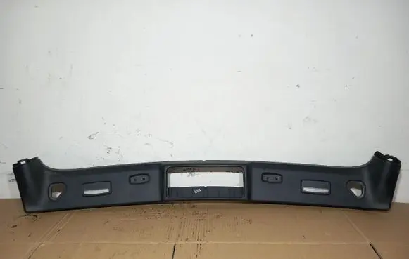 BMW 1 E82 E88 Air filter box cover 6962895