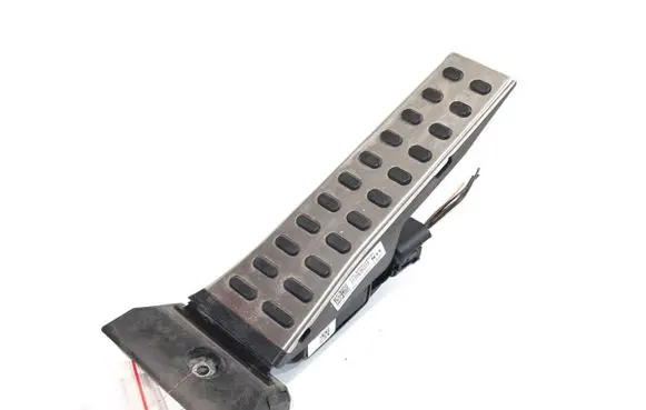 Hyundai Tucson IV NX4 Accelerator throttle pedal 32700-N7110