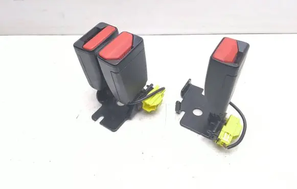 Volvo V40 Rear seatbelt buckle 31292085 31377484