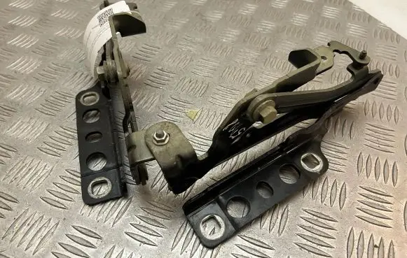 Peugeot 5008 II Engine bonnet/hood hinges 9814189880 9814188880