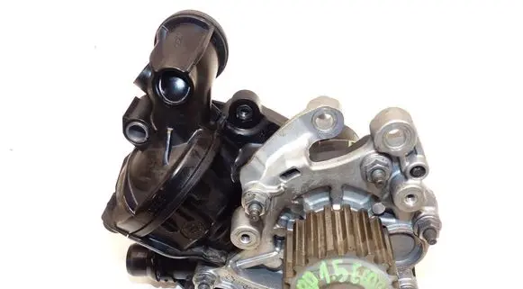 Ford Connect Water pump 9825002180