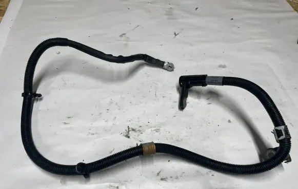 Mercedes-Benz CLA C117 X117 W117 Positive cable (battery) A2465405933
