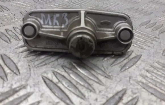 Ford Mondeo Mk III Coupe door lock (next to the handle) 