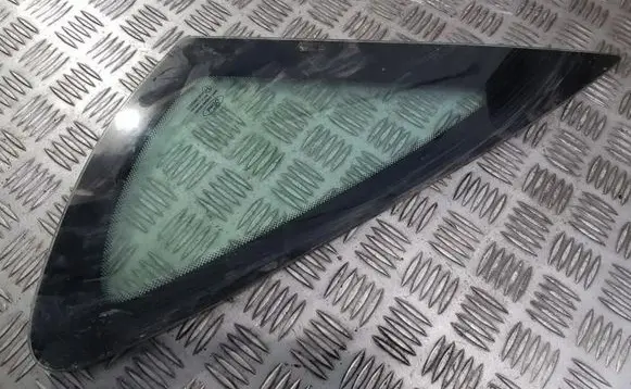 Ford Focus Rear side window