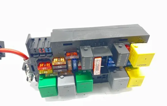 Mercedes-Benz ML W164 Fuse box set A1645402972
