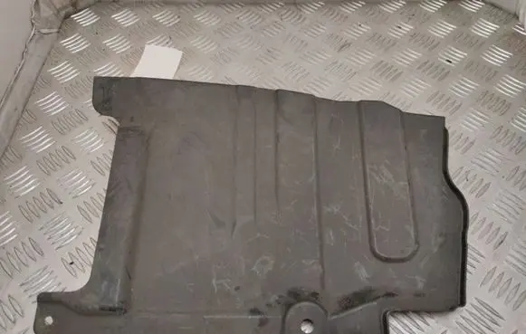 Front underbody cover/under tray