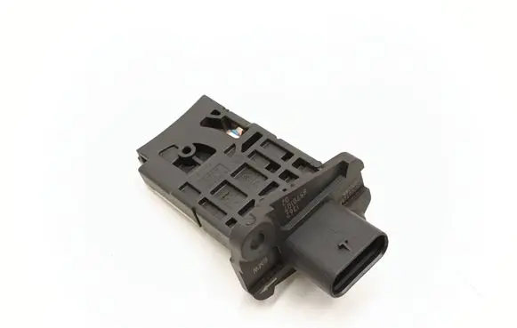 BMW 2 F46 Mass air flow meter 8570107