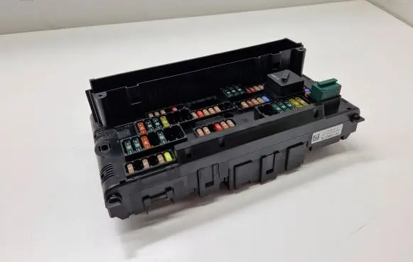 BMW X3 F25 Fuse module 9210863