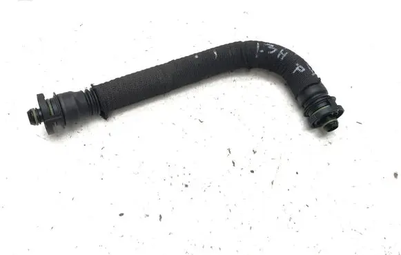 Mercedes-Benz A W177 Breather hose/pipe 3019082Z32