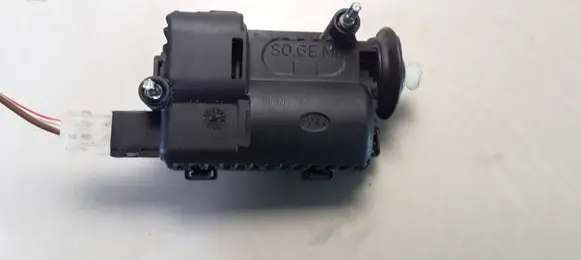 Opel Corsa D Central locking motor 1320R3157