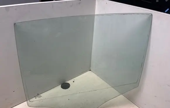 BMW 1 E81 E87 Rear door window glass 43R001583 E000199 AS2M3232DOT682