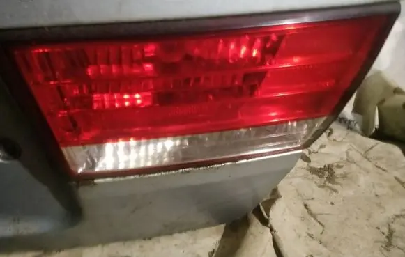 Hyundai Sonata Tailgate rear/tail lights