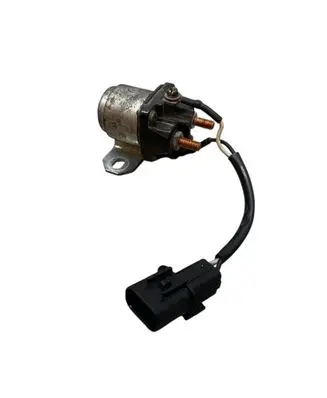 Mitsubishi L200 Ignition relay 