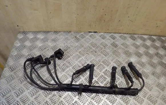 Audi 80 90 S2 B4 Ignition plug leads 