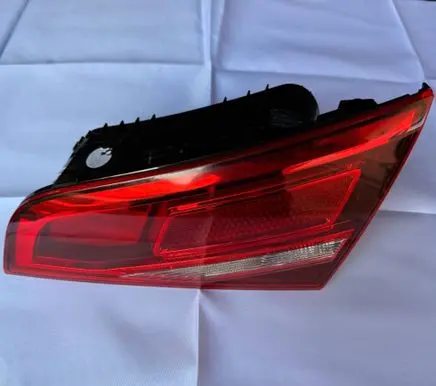 Audi A3 S3 8V Tailgate rear/tail lights 8V4945093