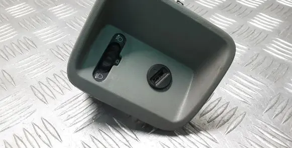 Renault Trafic II (X83) Headlight level height control switch 8200022569