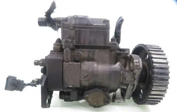 Volkswagen PASSAT B4 Fuel injection high pressure pump 028130110H 0460404985