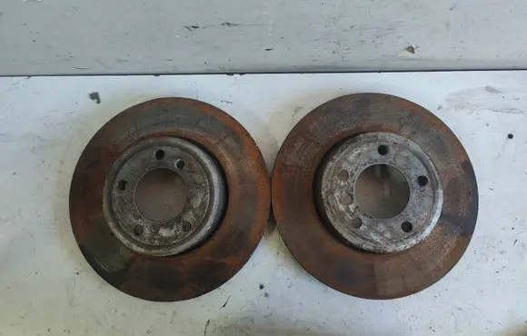 BMW 5 E60 E61 Front brake disc