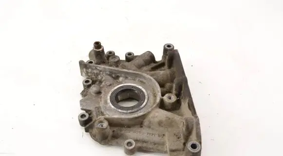 Ford Focus Oil pump 98MM6604D2B