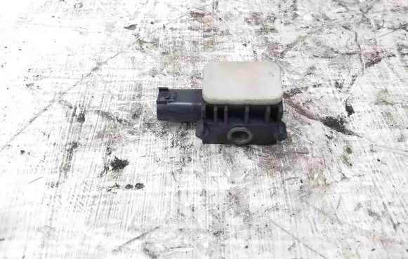Mercedes-Benz ML W164 Airbag deployment crash/impact sensor 0038202926