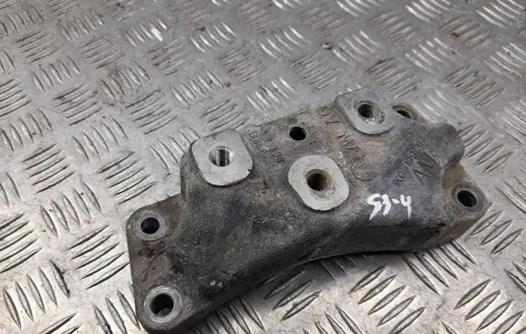 Audi A3 S3 8V Gearbox mounting bracket 1K0199117